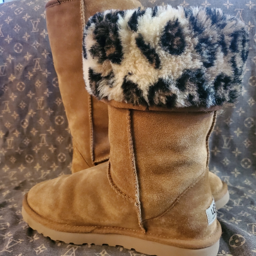 New Classic Tall Chesnut Cheetah Lined UGG Boots